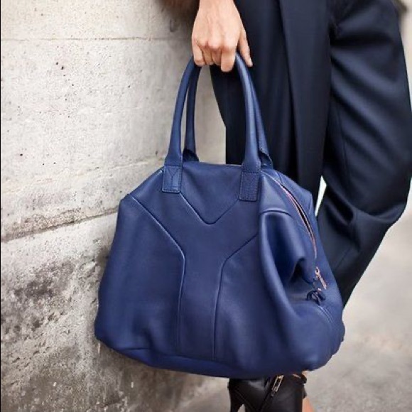 🆕 YSL “Easy” Handbag - Picture 2 of 7